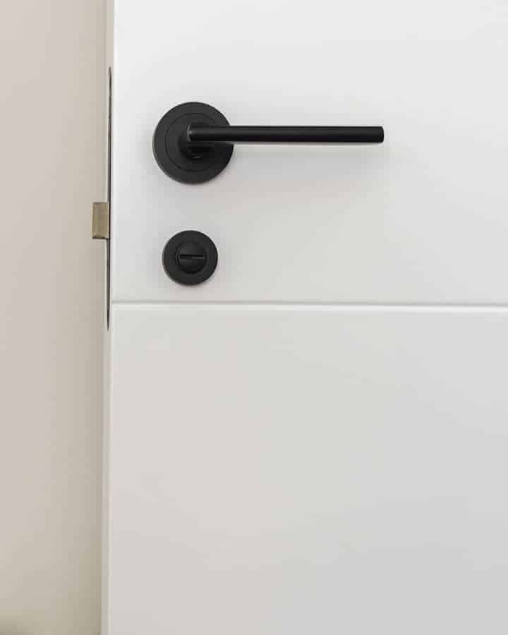 puertas blancas