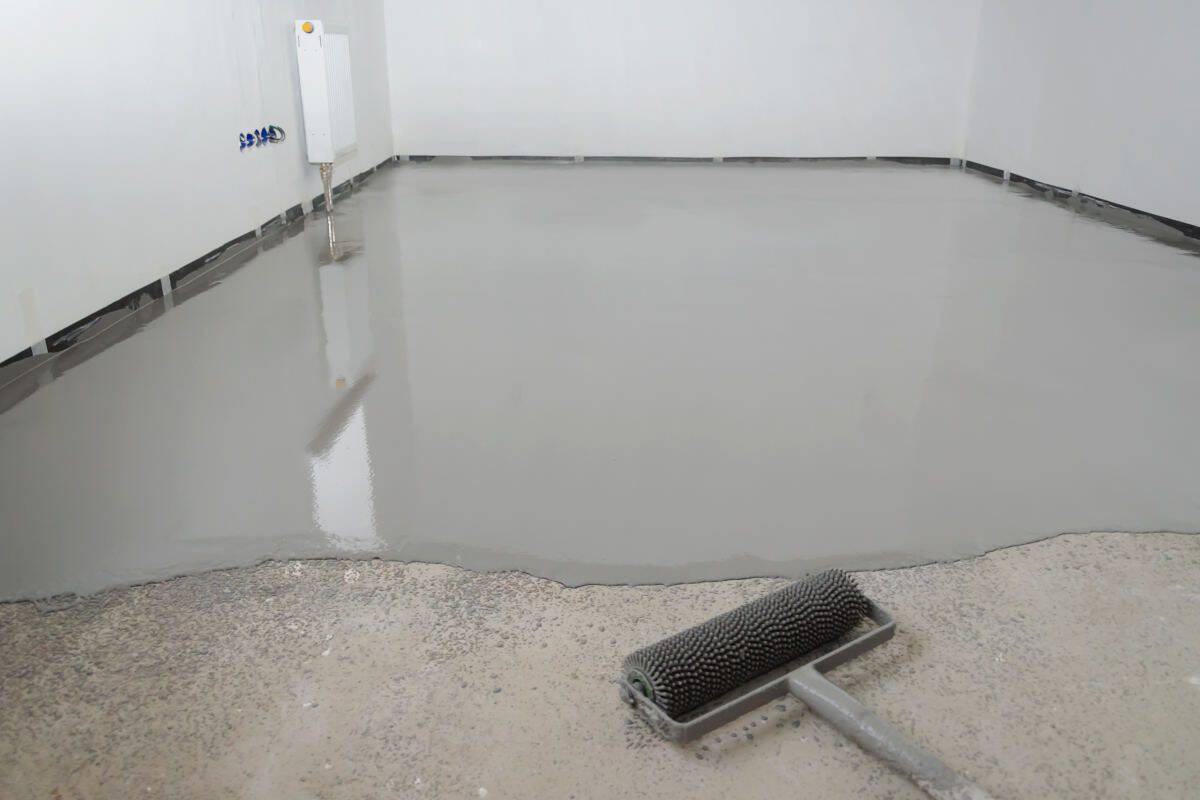 rodillo-de-puas-herramienta-nivelar-base-tarima-laminada nivelar suelo